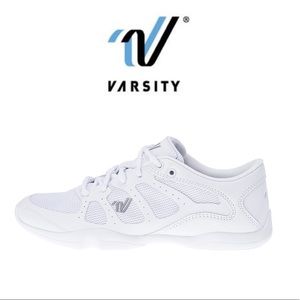 Varsity Brand A41 cheerleading sneaker
